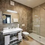 Hotel La Croix-blanche 3*