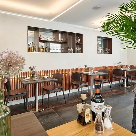 מלון La Croix-blanche