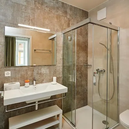 Hotel La Croix-blanche 3*