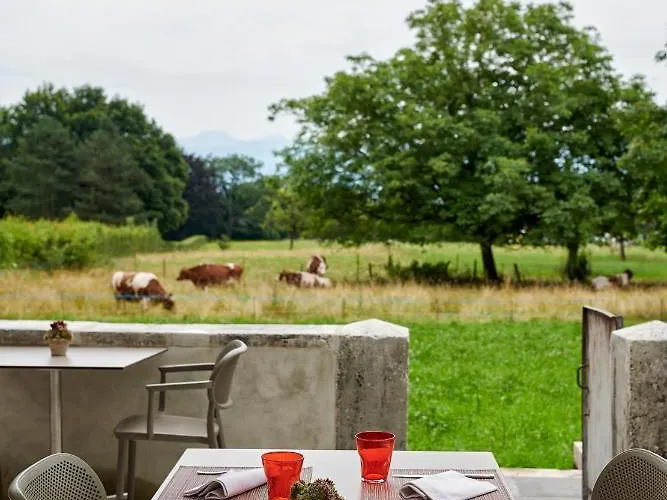 La Croix-blanche Hotel